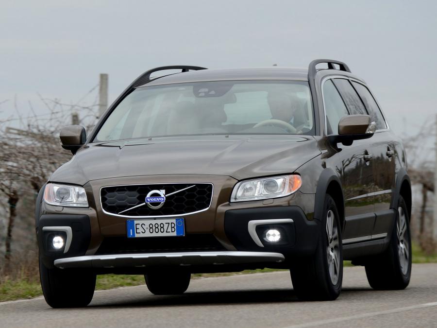  Volvo XC70 D4 Polar 2014 года  (фото 14 из 18)